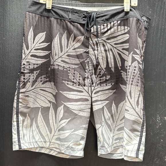 SOLD - Picture 2 of 7